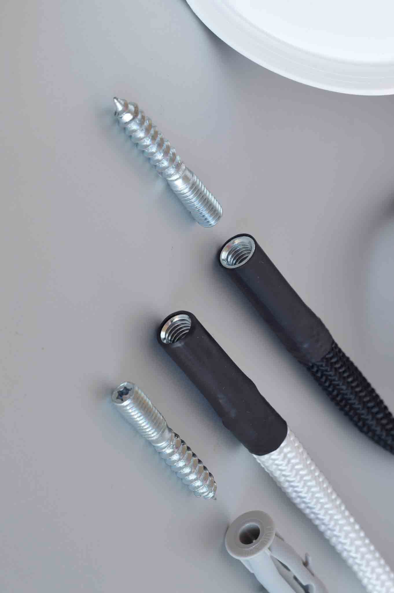 Hanging Rope designer wardrobe | LOOP ROPE – PEPPERMINT