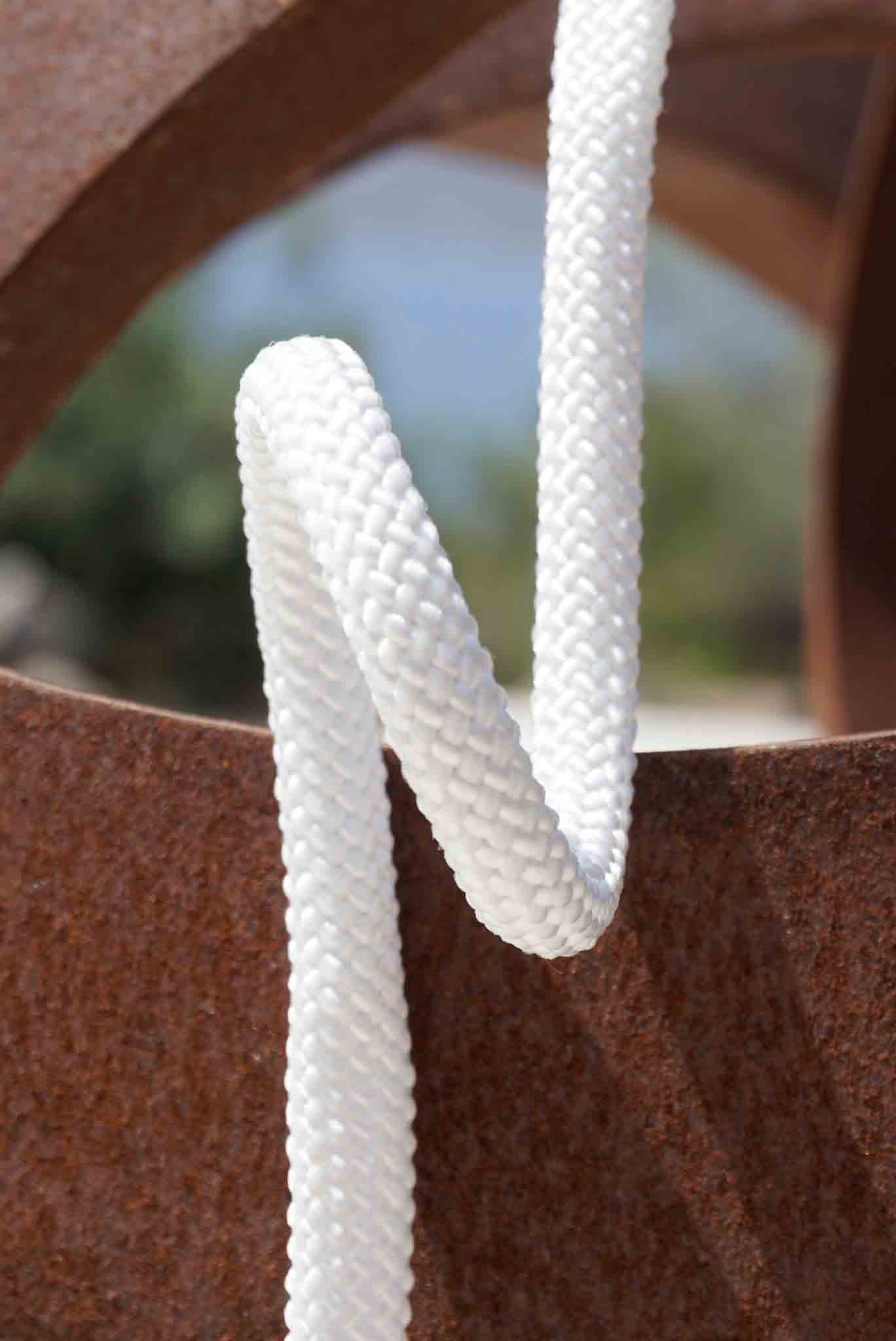 Hanging rope wardrobe | LOOP ROPE – PEPPERMINT
