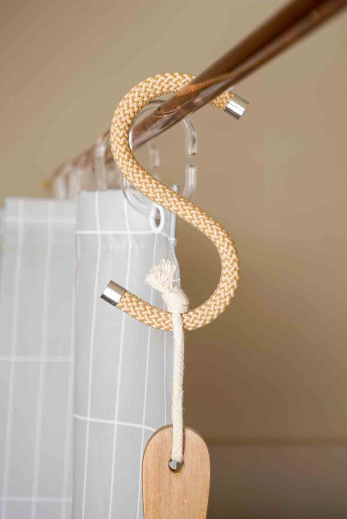 Modern S hooks | ROPE HOOK – PEPPERMINT