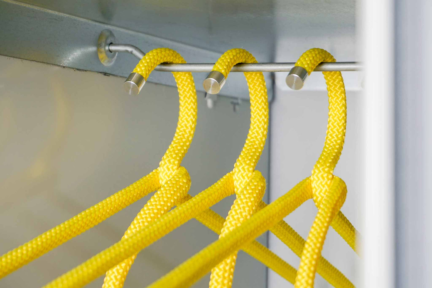 Children’s Clothes Hangers Quantity Discounts PEPPERMINT