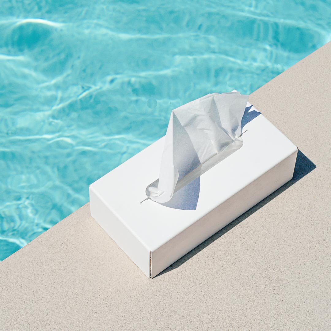 Design tissue dispenser by Peppermint products